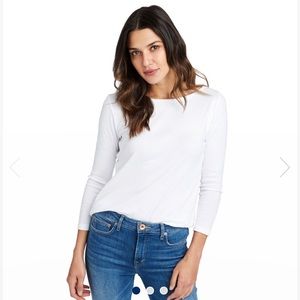 Vineyard vines white boat neck top